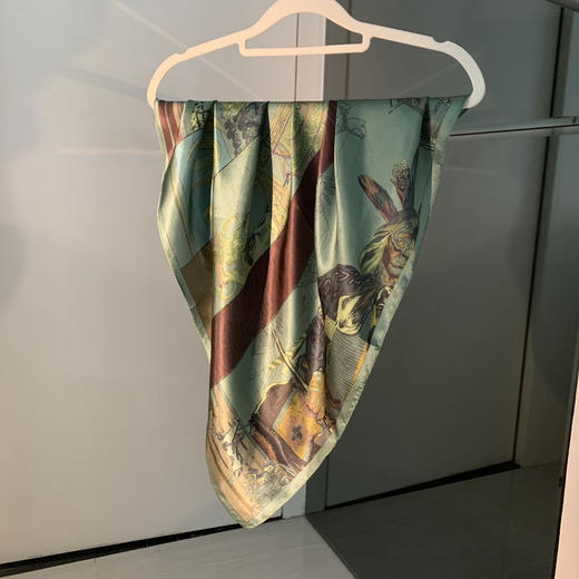 100%桑蚕丝大方巾 商品图0