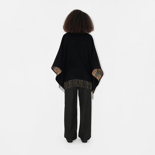 【一】BURBERRY 巴宝莉 女士双面两穿格纹羊毛披肩 黑色 8077897 A1189 商品图9