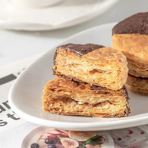 【糕酥精选】喜山海盐千层酥 酥界天花板 酥皮一碰掉渣 发酵黄油+⁪纯手工开酥 酥中带松  海盐黑巧×开心果白巧 丝滑不腻 商品图2