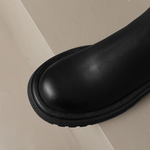 Ech&yolo轻奢简约圆头复古牛皮拼接气质款马丁靴HBP-3575 商品图4