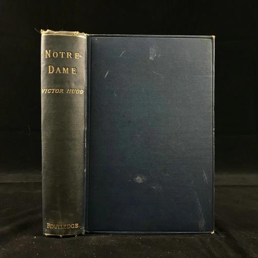 约20世纪早期 雨果《巴黎圣母院》 配多幅插图 漆布精装32开 商品图0