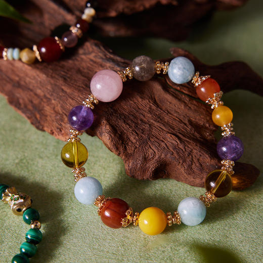 Manreya玛芮雅“锦瑞财禄”水晶天然石手串|铜镀金 黄水晶，紫水晶，马粉，海蓝宝，南红 商品图8