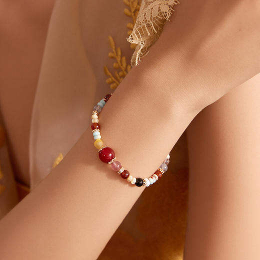 Manreya玛芮雅“月凝东方”天然石手串|铜镀金 灰月光 玛瑙，寿山石 商品图1