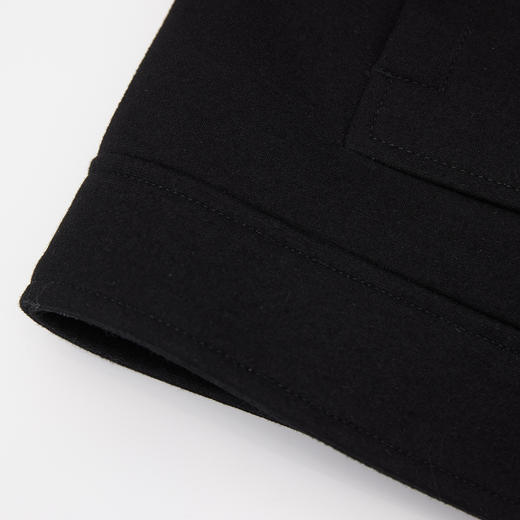 【新品上新】HX 冬季短款翻领羽绒服90鸭绒Y100540012101 商品图5