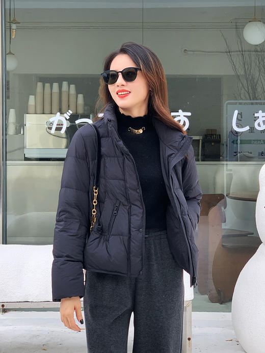 【百图lulu定制】【泡芙羽绒服】90%白鸭绒  彩色  H版型 下摆抽绳 袖口防风 面包领 羽绒服 商品图1