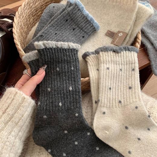 【YW】无忧购25元5双厚实波点温柔花边百搭复古袜子2036（截单后3-5天发货) 商品图1