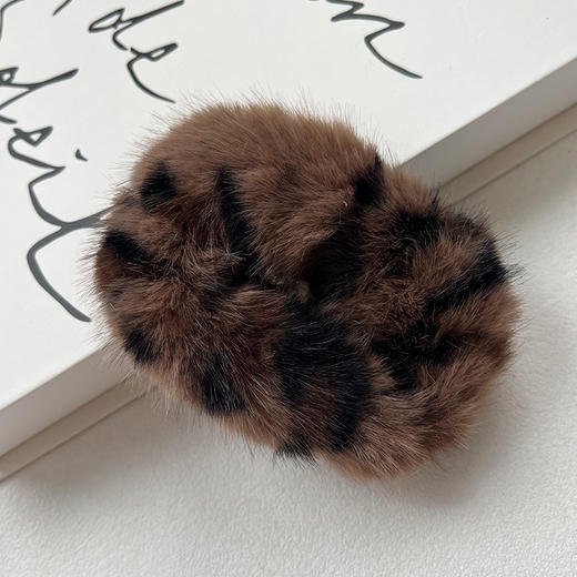 狂野豹纹飒萌毛绒懒人夹-纪念日百货门店同款167643841 商品图2