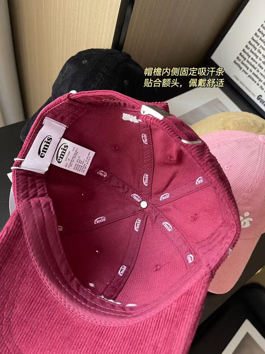 【赵露思同款】火遍娱乐圈！手写体em*is~！灯芯绒鸭舌帽 代沟300+RMB 商品图13