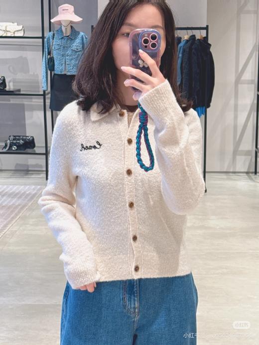 D110793时髦气质软糯翻领女士刺绣短款开衫针织衫 商品图6