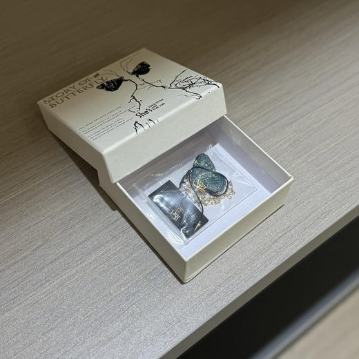 蒋勤勤She's蓝色刺绣蝴蝶胸针110704 商品图10