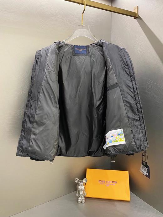 D110760冬季新款老花logo立体印花刺绣字母羽绒服 商品图1