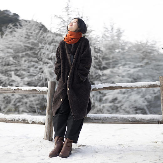 绽放748朵/羊毛卷卷·羊羔毛加厚大衣保暖宽松小V领文艺长外套女 商品图0