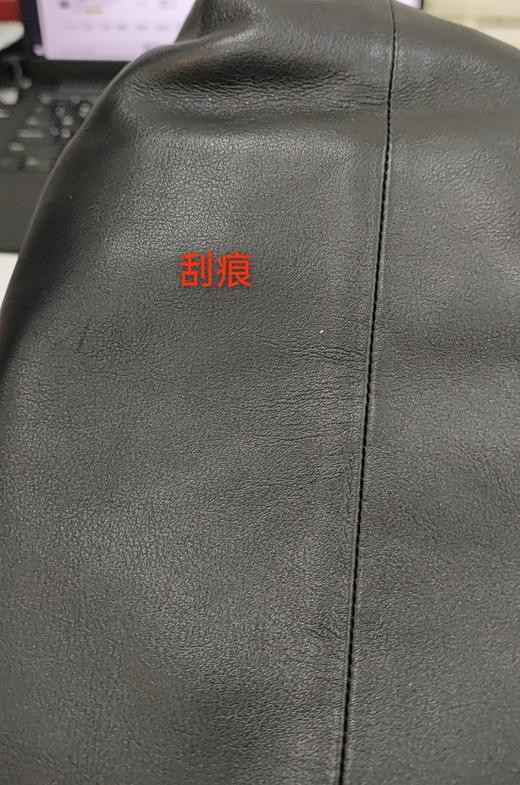 8091241481 BOTTEGA VENETA BV葆蝶家 POUCH系列女士手拿包云朵包【18X40X18cm】 商品图8