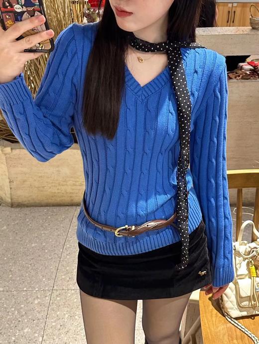 D110781显白克莱因蓝冬季新款V领加厚针织毛衣 商品图3