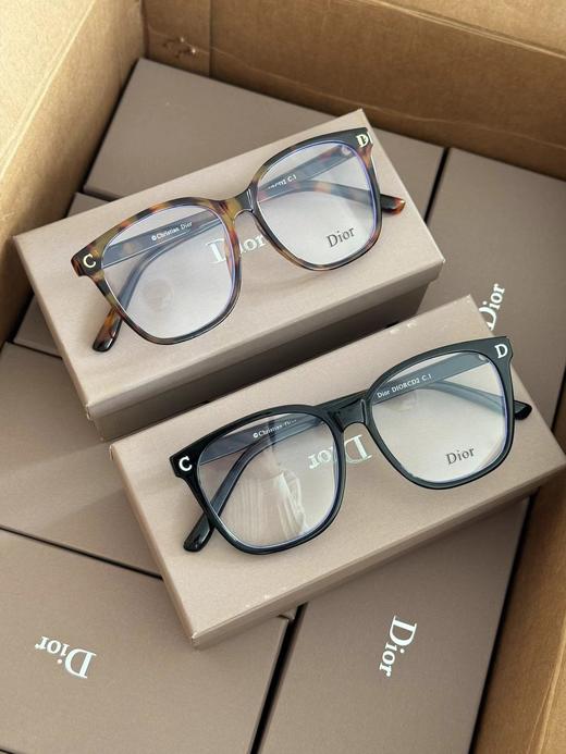 D110741适配各种脸型字母镜设计时尚潮流防蓝光素颜眼镜 商品图0