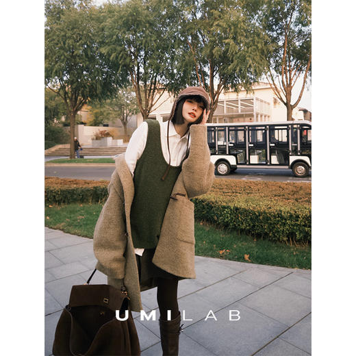 UMILAB｜暮绒*万搭叠穿 羊毛圈圈纱轻盈蓬松U领保暖针织背心M893Y 商品图4