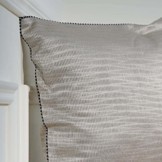 罗莱软装 叶恋抱枕 45*45cm 商品图4