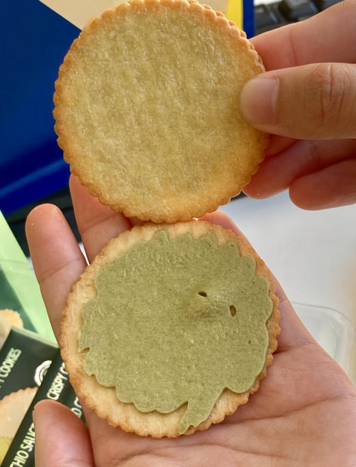 新口味碰撞❗️「甜原柿吉 薄脆夹心饼干 双口味」咸柠芝士➕开心果酱😋1.5mm薄的薯香小饼🍪酥酥薄脆 内馅丝滑绵密   🥺入口微甜不腻 夹心口味浓郁 商品图9