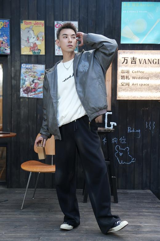 W542574610潮流PU羽绒服 商品图2