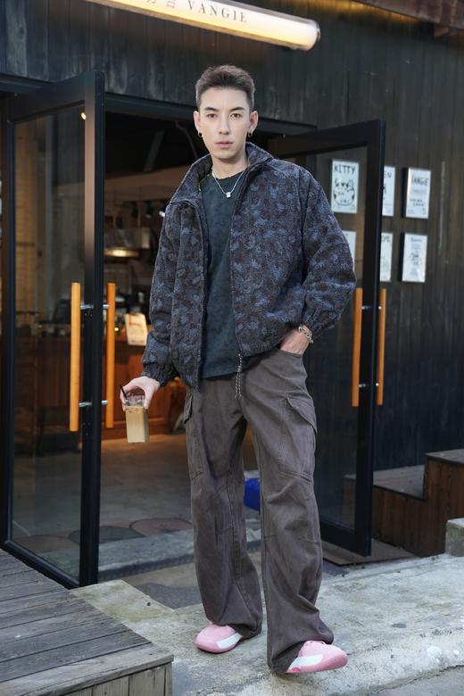 W542574508复古毛绒羽绒服 商品图1