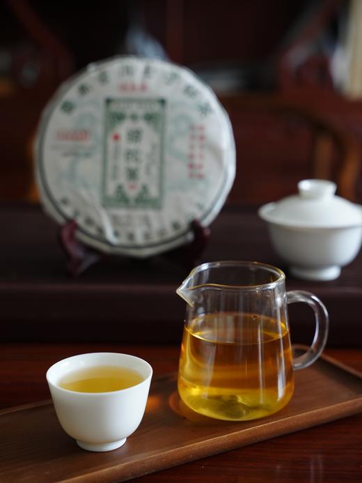 【蟒蛇箐】【整件20饼出售】2023年生茶原料，益泰昌品牌产品，顶账产品清仓变现，357克/饼 商品图3