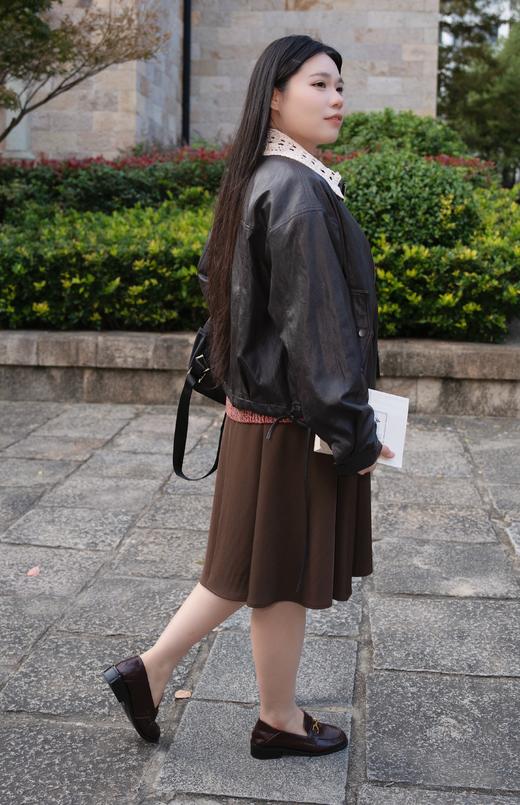 一周发货【可拆卸领口 钩织花边领皮衣夹克】深咖色，拉链款，穿脱方便~花姐朋友出口俄罗斯款货源，高性价比款，环保蛋白皮，质感满分，光泽度佳~ 商品图6