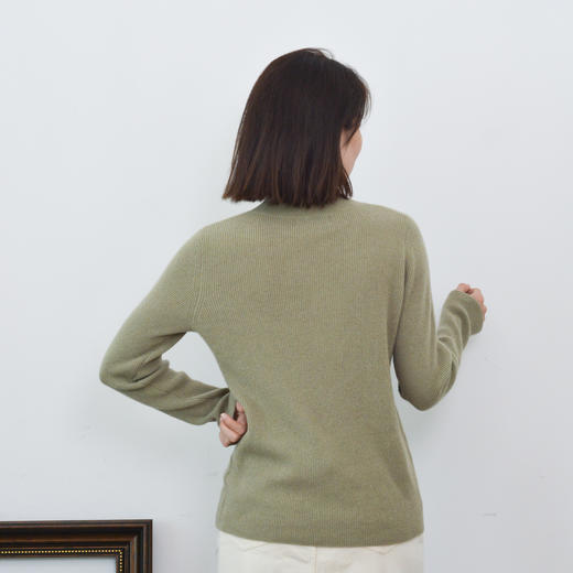 红莲 舒适保暖半高领羊绒衫240g 商品图3