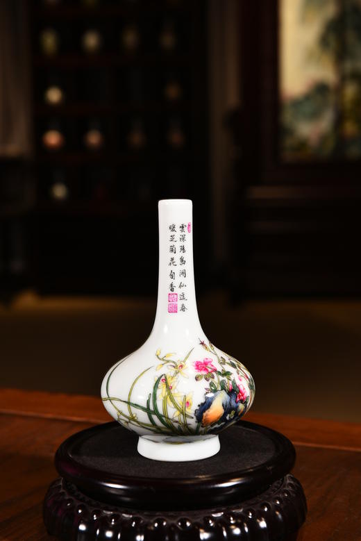 珐琅彩水仙花卉纹小胆瓶 商品图0