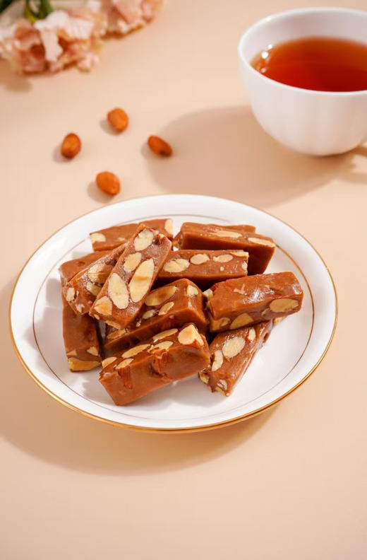 【君味唻坚果太妃糖】39.9💰抢两大袋夏威夷果/巴旦木/花生三重口味，口口酥脆不粘牙，甜而不腻解馋❗ ✅手工熬制➕安佳黄油🧈大颗果仁肉眼可见❤️  商品图6