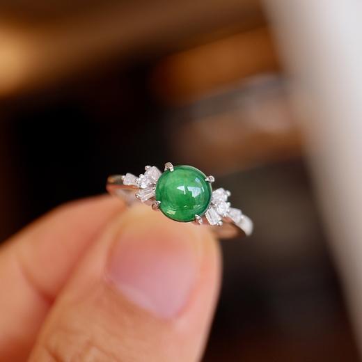 小圆满 冰阳绿翡翠戒指 CF 商品图3