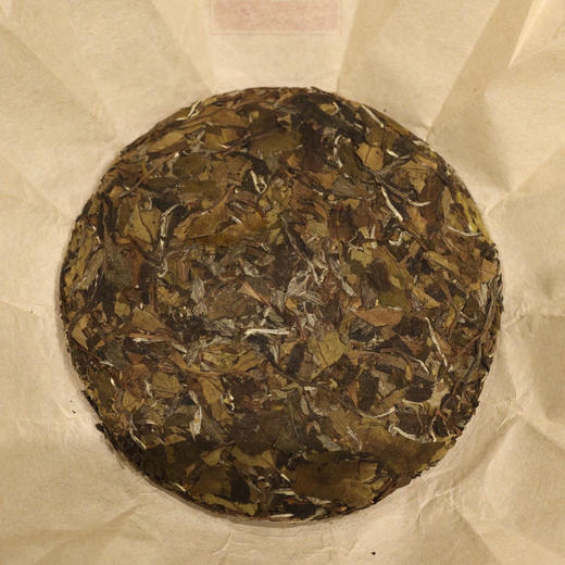 花香牡丹白茶 真材实料 自然晾晒 茶香四溢 350g/块 铁盒+礼袋包装 商品图6