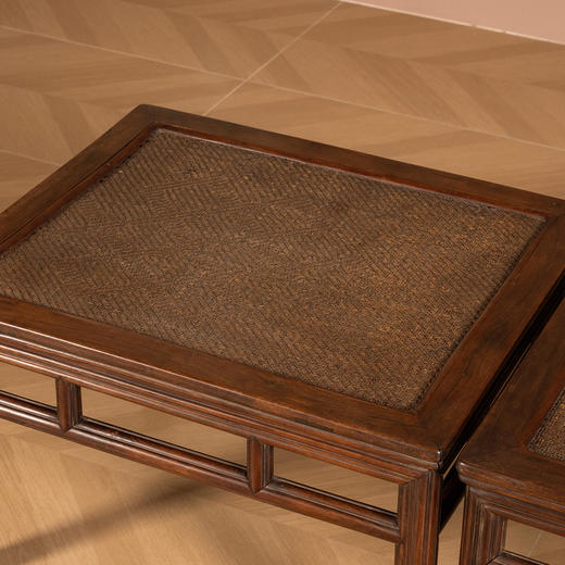 清早期	黄花梨瓜棱腿直枨矮栳大禅凳（一对） 商品图4