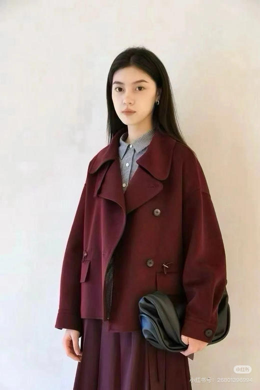 118-10 小禾爆款 安可拉红 绵羊毛 一手长 风衣款夹克短大衣 有造型的双面呢短大衣 商品图8