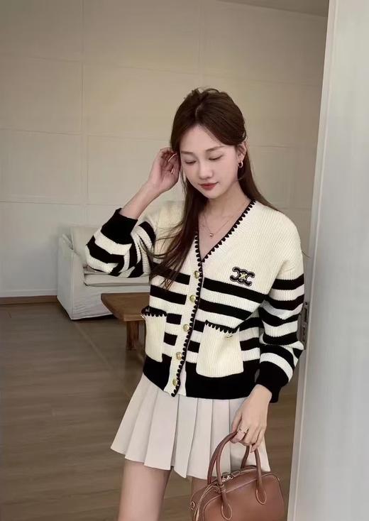 赛琳V领条纹羊毛混纺针织开衫毛衣外套 商品图4