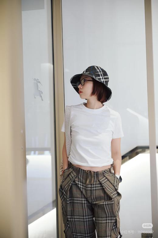 巴宝莉 25年新款全新上线 骑士刺绣T 恤(KX*MM) 商品图1