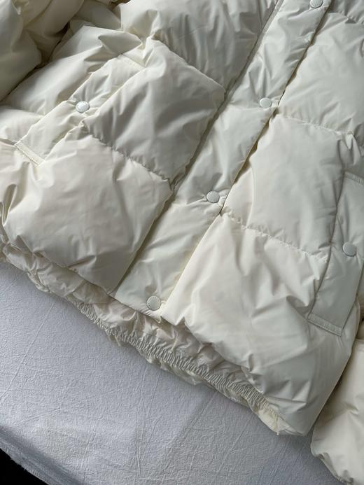 贝壳三 防泼水宽松短款轻薄羽绒服女防风纯色连帽外套C110806 商品图13