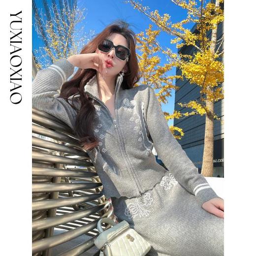 余潇潇【维密花园】含绵羊毛缝珠毛衣开衫外套&鱼尾长半裙 商品图0