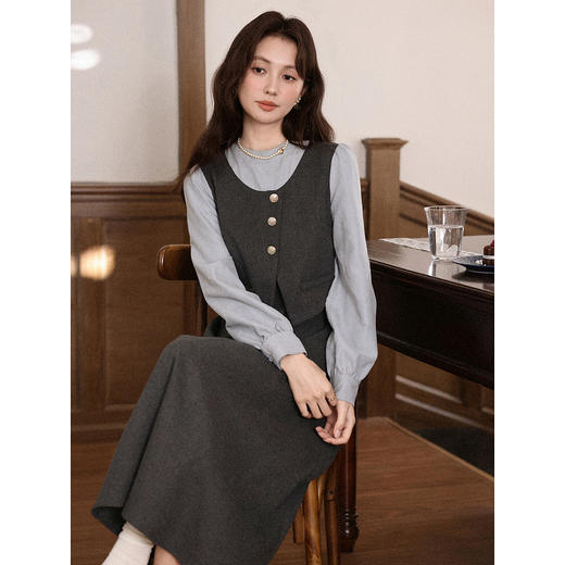 鹿向南「雾灰河畔」深灰色假两件连衣裙女秋冬气质设计感长款裙子 商品图4