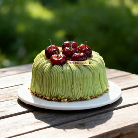 半糖丨开心果堡（开心果草莓松子蛋糕）