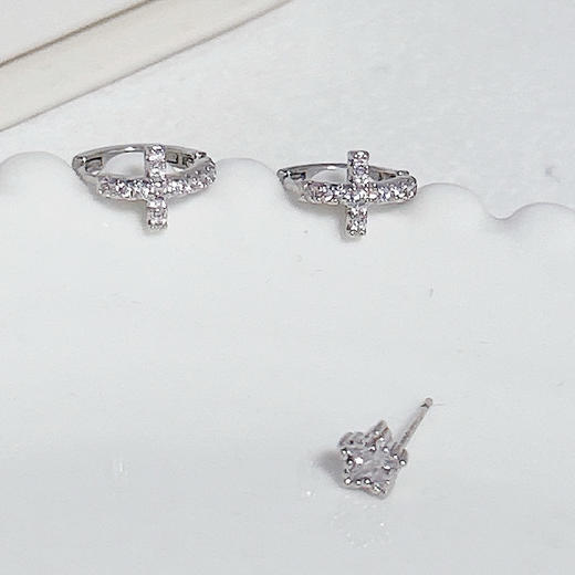 高级感银针超闪十字架耳扣组合-纪念日百货门店同款167596230 商品图0