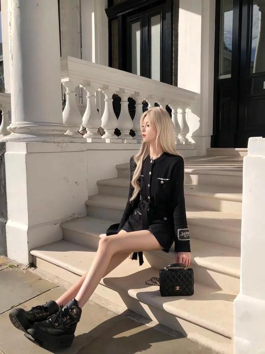 香奈儿 25秋冬新款徽章腰带毛织开衫（TM） 商品图2