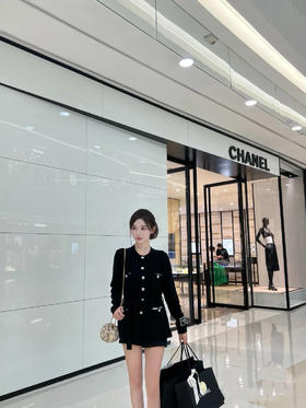 香奈儿 25秋冬新款徽章腰带毛织开衫（TM）