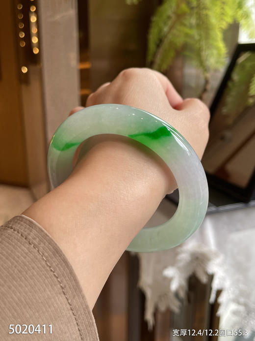 5020411，手镯，圈口55.3。具体价格微信咨询 商品图3