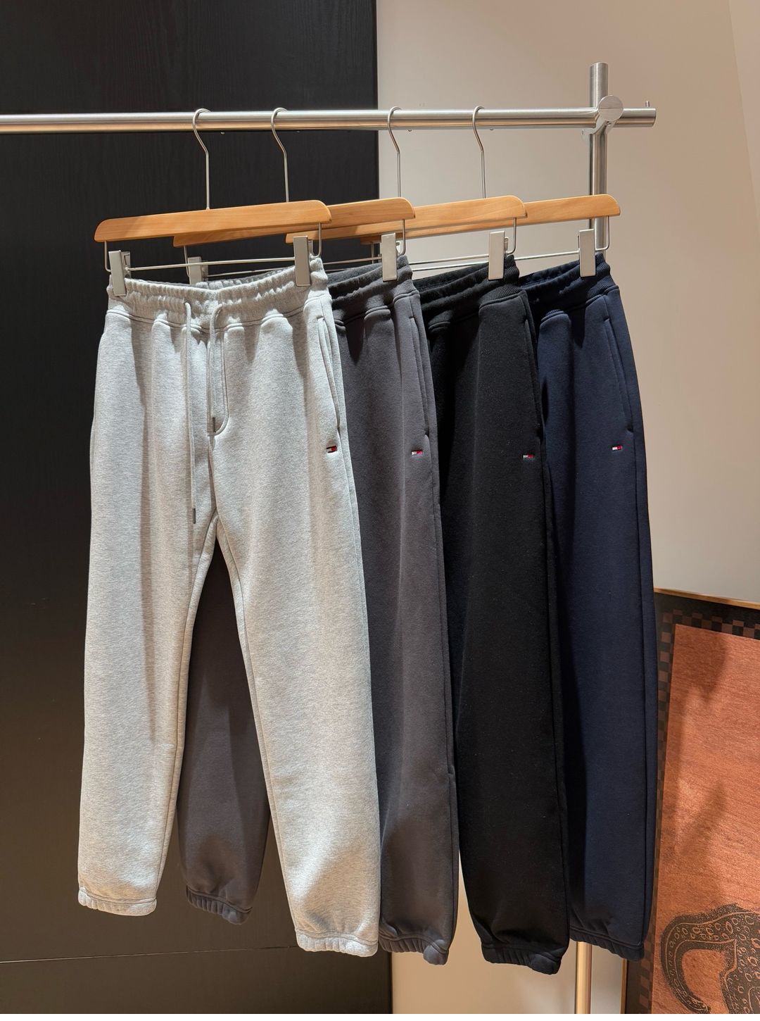 𝐓𝐨𝐦𝐦*穆丝奥利绒加绒情侣卫裤 大孩子们也推荐呢