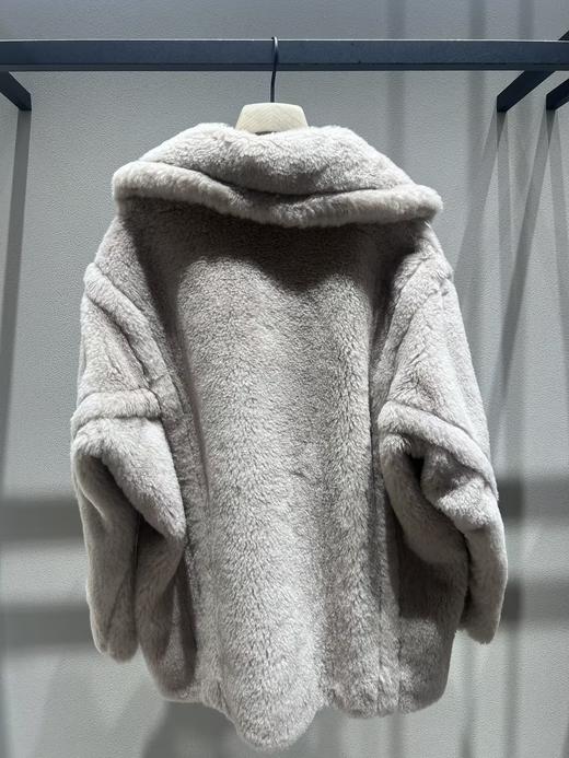 Max Mara 短大衣女  1086035206-002 . 商品图2