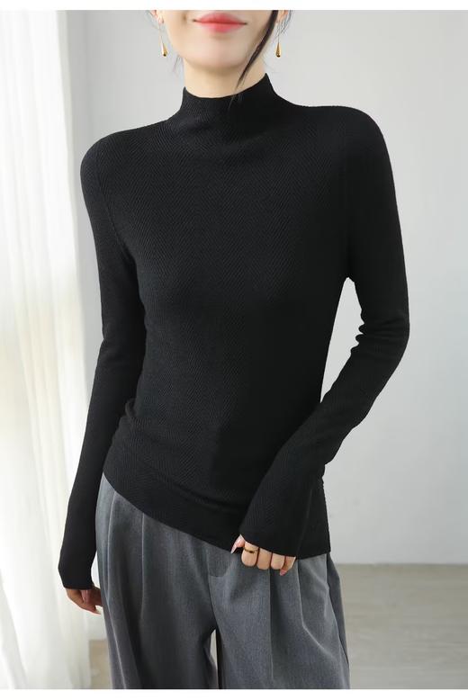 100%美利奴羊毛针织衫 轻盈无压 暖软热感 无缝一体成型  水波纹肌理 气质半高领 米思阳2025秋冬新款  舒适保暖 高弹力针织打底衫5016 商品图6