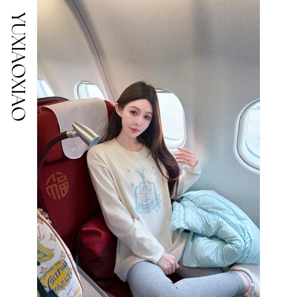 余潇潇【梦幻乐园】含天丝舒适休闲ins风烫钻肌理感宽松圆领长袖T恤