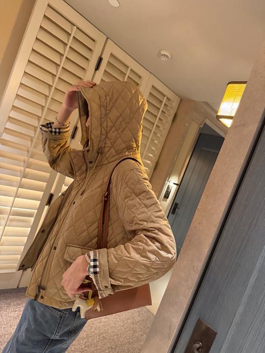 巴宝莉 25年秋冬新品 棉服夹克(KX*MM) 商品图9