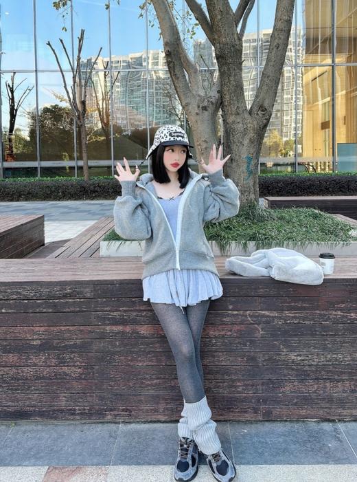 加拿大鹅Chilliwack浅灰色抓绒外套 面料很好rua~还是超越妹妹同款（ZY*MT） 商品图3