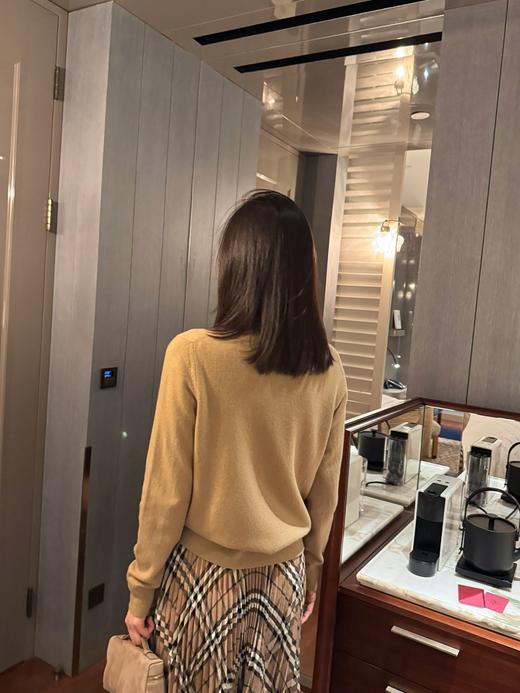 巴宝莉 25年秋冬新品 纯色针织开衫(KX*MM) 商品图3